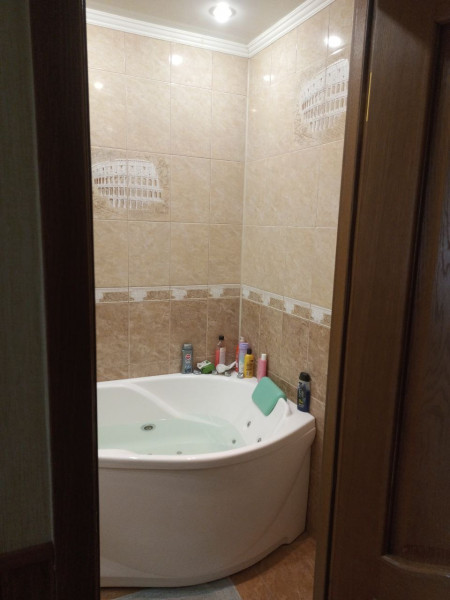 Фото Квартира г. Алчевск (ул. Ленина, 120)