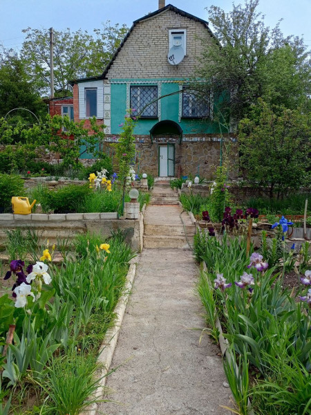 Фото № 925 Продаётся 3-х этажная дача, общ-во “Домостроитель”, 4 линия (со стороны Алексеевки)