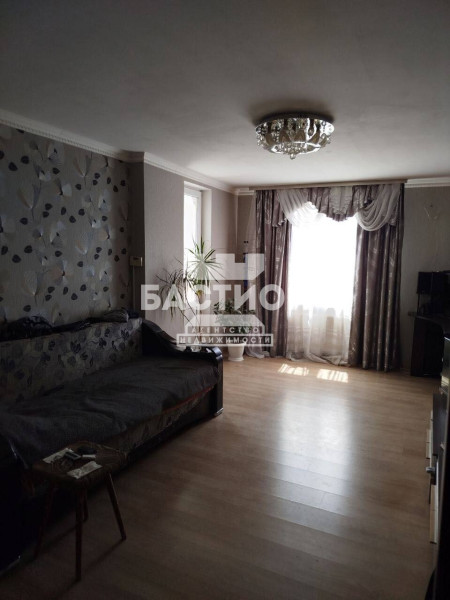 2-комнатная квартира, 3-я Мариупольская улица, 48, id: 1950118