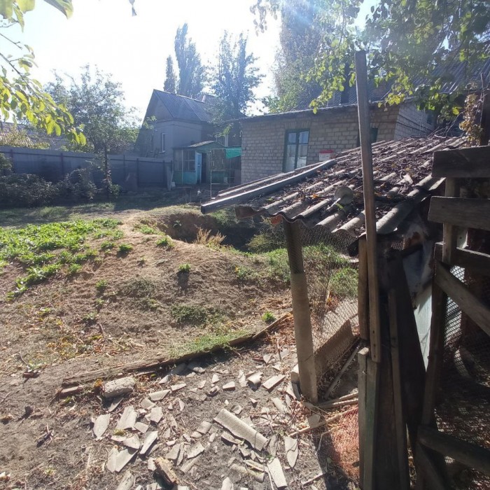Фото Продам полдома р-н ж/д больницы, общая площадь всего дома 77 кВ м. , два входа