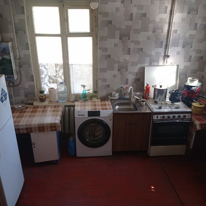 Фото Продам полдома р-н ж/д больницы, общая площадь всего дома 77 кВ м. , два входа