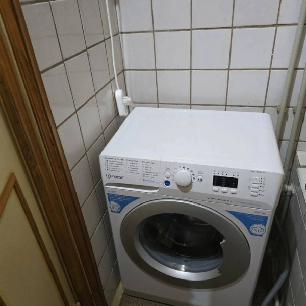 Фото Продам 2х комнатную квартиру пос. Юбилейный, ул Артема 1/3 этаж