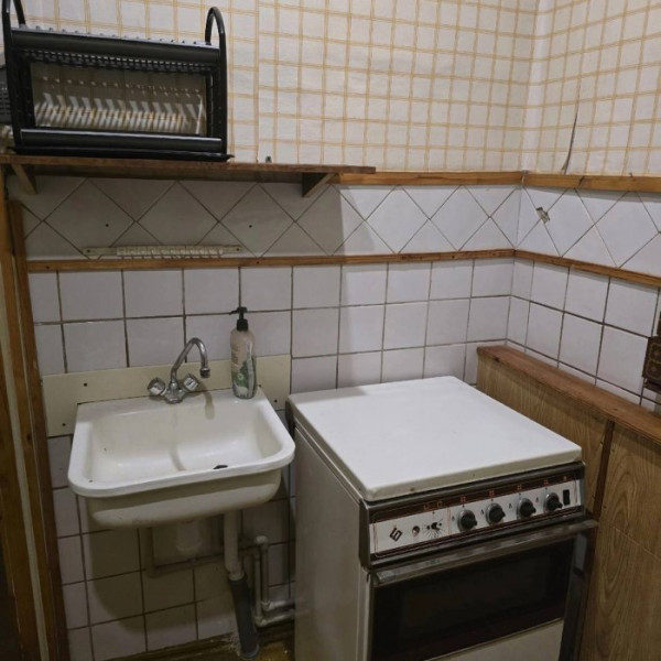 Фото Продам 2х комнатную квартиру пос. Юбилейный, ул Артема 1/3 этаж