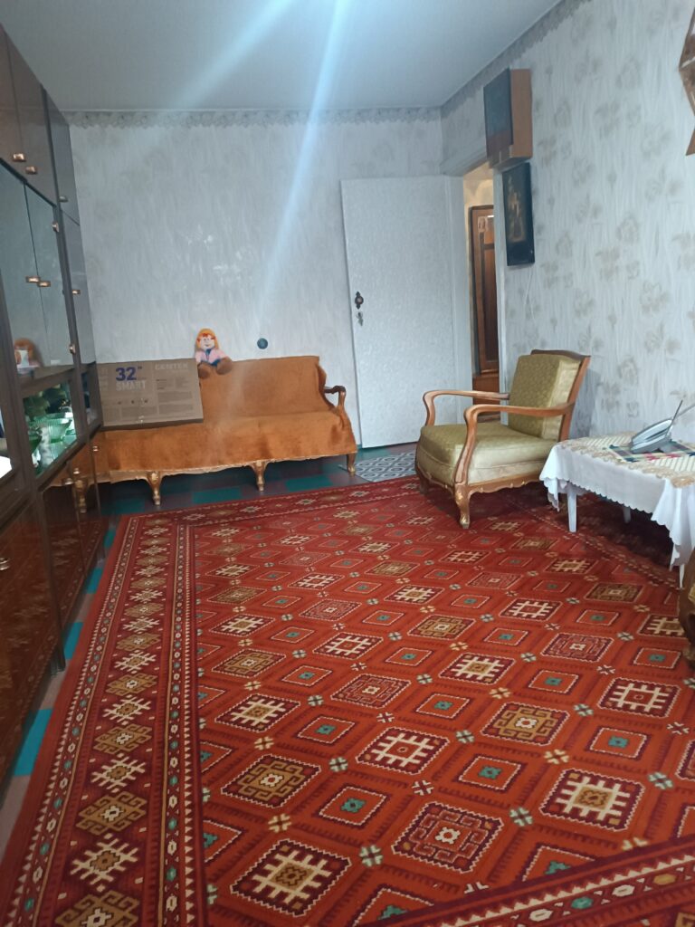 Фото № 1038 Продается 3-х комнатная квартира(чешка) по ул. Гмыри в р-не СШ № 6