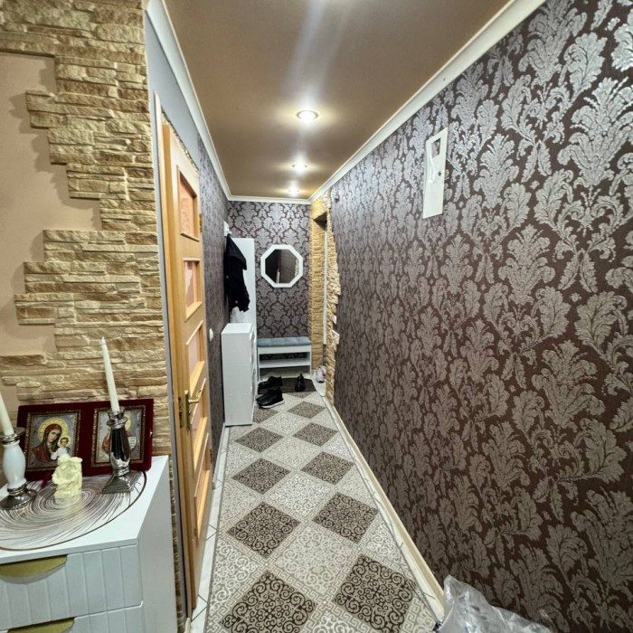 Фото Продам 2-х комнатную квартиру в центре г. Луганска, ул. Коммунальная