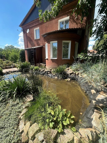 №575 Продаётся 2-х этажный коттедж р-н перек. Фрунзе-Кирова