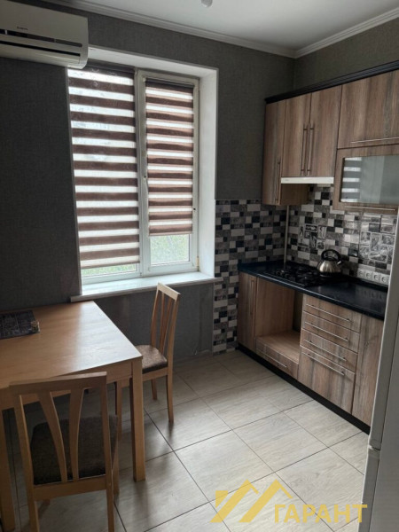 Фото 3-к сталинка г.Алчевск#1481