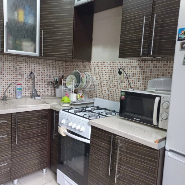 Фото Продам 1-кк на кВ Ленинского комсомола 5 этаж 9-го дома.