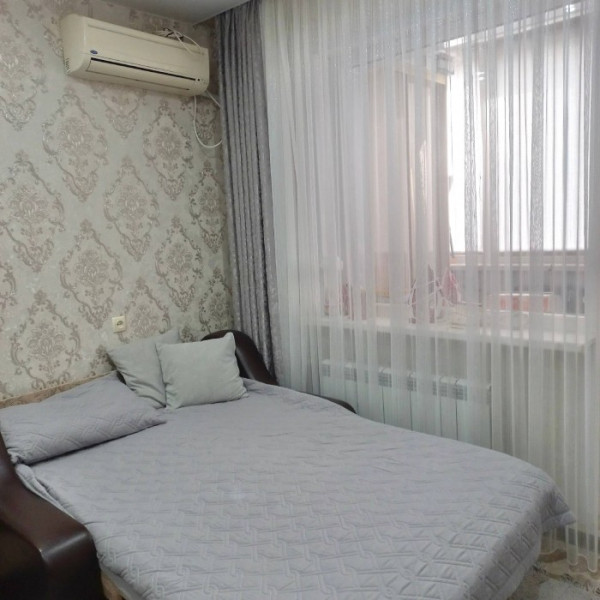 Фото Продам 1-кк на кВ Ленинского комсомола 5 этаж 9-го дома.