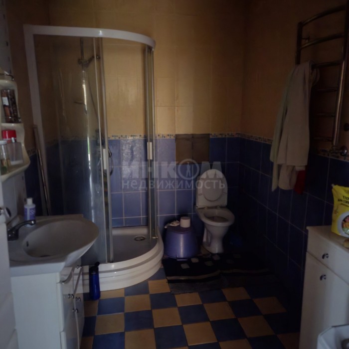 Фото Продам помещение с квартирой в городе Луганск квартал Ольховский