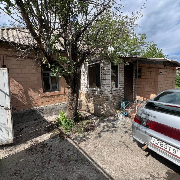 Фото Продается уютный дом и флигель в поселке городка завода ОР, район ТЦ «Атриум»