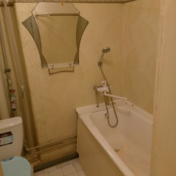 Фото 1к квартира кв 50 лет Октября г Луганск