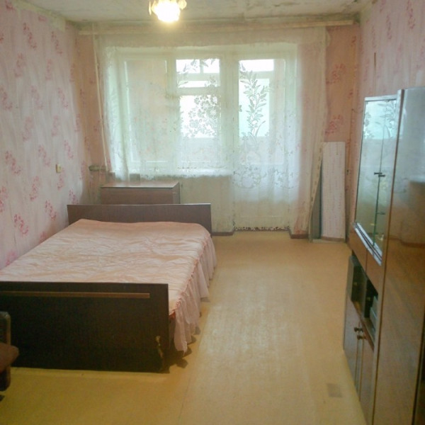 Фото 1к квартира кв 50 лет Октября г Луганск