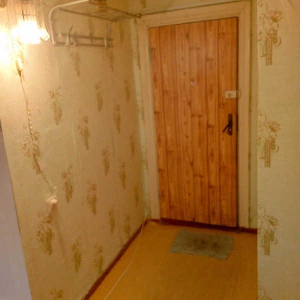 Фото 1к квартира кв 50 лет Октября г Луганск