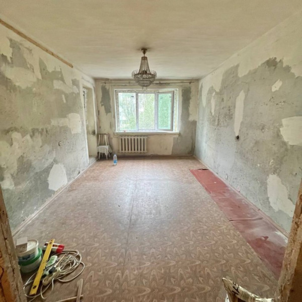 Продам 3-кк квартиру на кВ Мирный