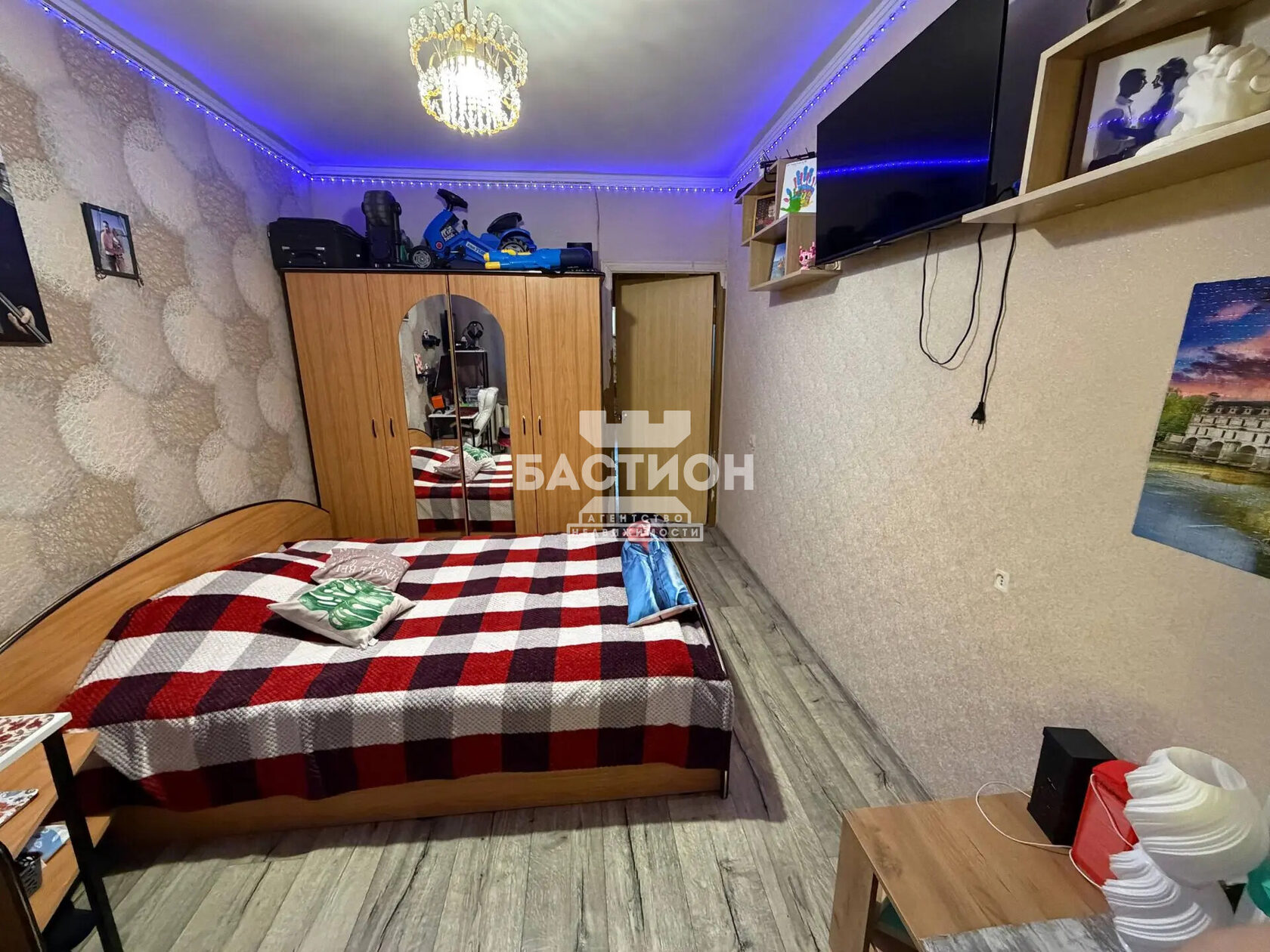 Фото 3-х комнатная квартира, улица Челюскинцев 143 А , ID: 2219218