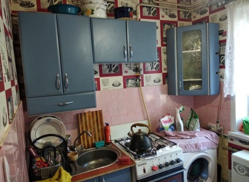 Фото СДАМ 3-Х КОМНАТНУЮ КВАРТИРУ НА ДЛИТЕЛЬНЫЙ СРОК (Стаханов, р-н Ромашка, Кадиевчанка)