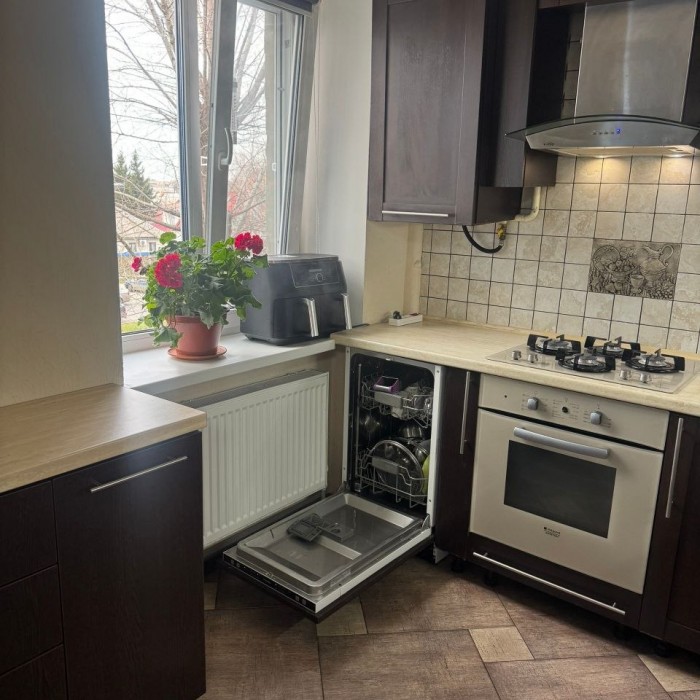 Фото Продам 2-к квартиру кв. Димитрова, 25, Ленинский р-н.