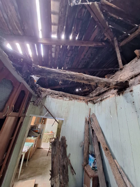 Фото Продаётся 3-комнатный дом в городе Стаханов, пер. 3-й Полярный.