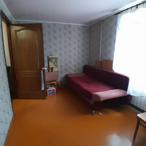 Фото 7428 Продам 2х комн. квартиру в р-не маг. "Айсберг"