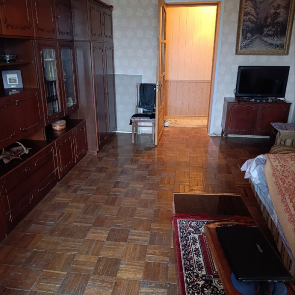 Фото Продам 2к квартиру в центре, Театральная Площадь