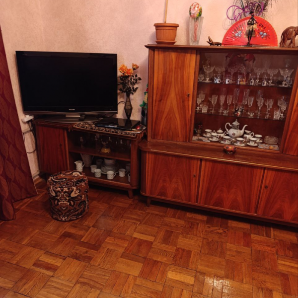 Фото Продам 2к квартиру в центре, Театральная Площадь