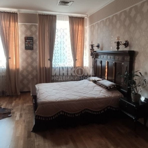 Фото Продам Дом 280м2 +170м2 гостевой Дом район МРЭО