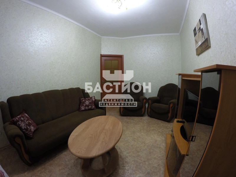 Фото 2-х комнатная квартира, улица Алексеева, 9, ID:2098712