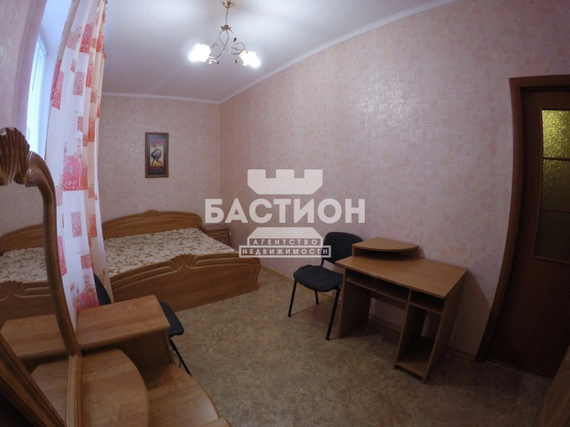 Фото 2-х комнатная квартира, улица Алексеева, 9, ID:2098712