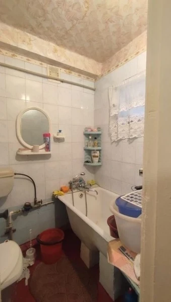 Фото 3-к квартира р-н Каштана г. Алчевск #1097