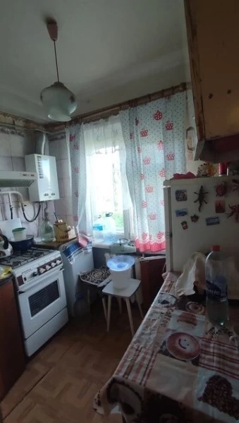 Фото 3-к квартира р-н Каштана г. Алчевск #1097