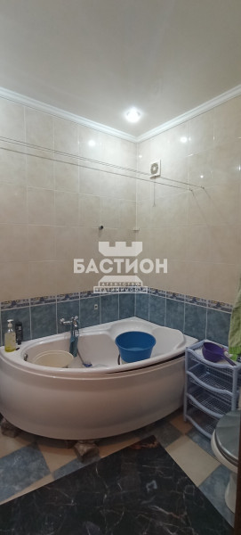 Фото 4-х комнатная квартира, пр-кт Ленина 9, ID: 2049498
