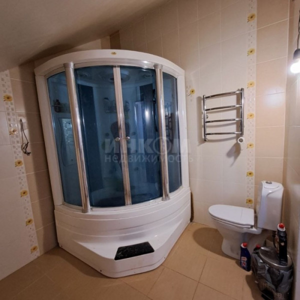 Фото Продам дом 320м2 в центре г. Луганск, р-н гостиницы "Дружба"
