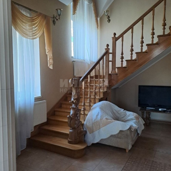 Фото Продам дом 320м2 в центре г. Луганск, р-н гостиницы "Дружба"