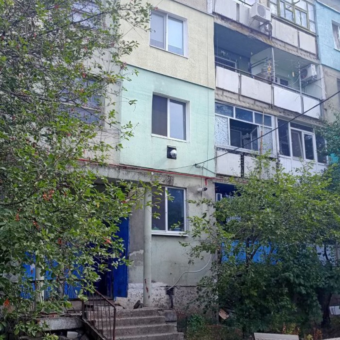 Фото Продам 4-комн. п. Фабричное, р-н магазина Авис