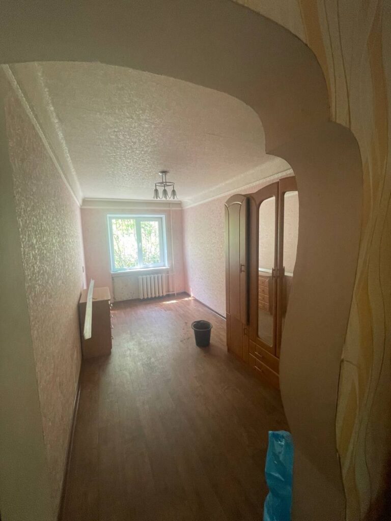 № 846 Продается 2-х комнатная квартира по ул. Гмыри в р-не 6 школы