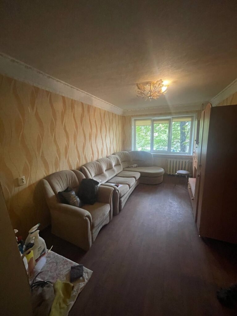 Фото № 846 Продается 2-х комнатная квартира по ул. Гмыри в р-не 6 школы