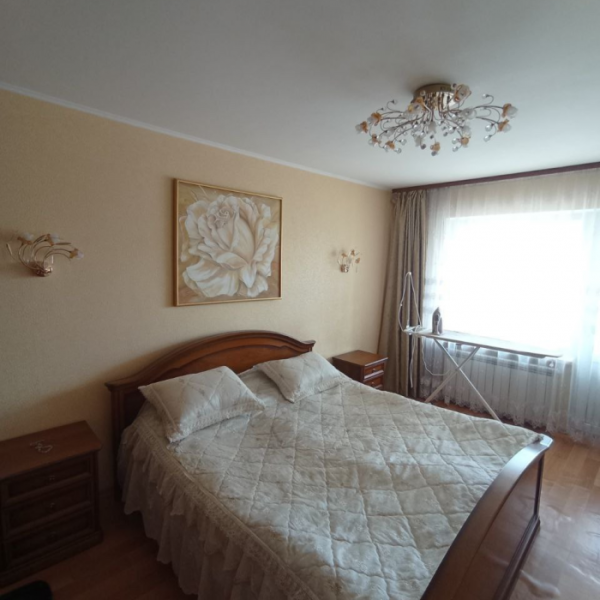 Фото Продам 2к в центре города ул. Зозулина