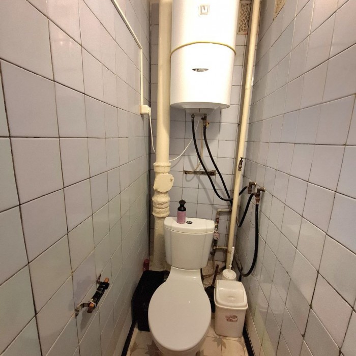 Фото Продам 4-х комн квартиру в центре Луганска. Ул. Фрунзе, (р-н краеведческого музея, банка ВТБ).