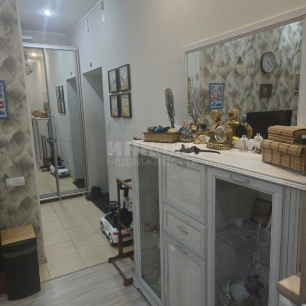 Фото Продам 2к Красная Площадь 2 Сталинка