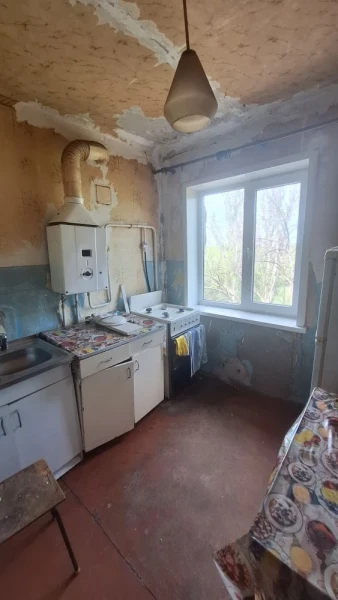 Фото Продаётся 1-комнатная квартира в городе Брянка, ул. Щетинина, д. 4.