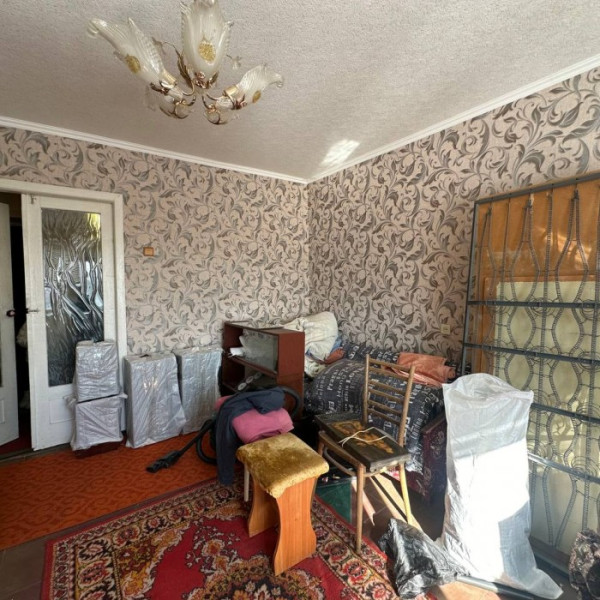 Фото Продам 2- к. квартиру 52 кв. м. (улучшенная планировка), г. Луганск, ул. Градусова (Курская дуга).