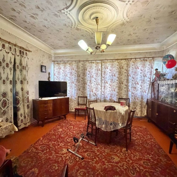 Фото Продам полдома ул. Артема, р-н маг. Звездочка