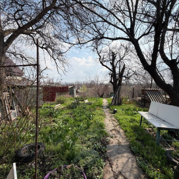 Фото Продам полдома ул. Артема, р-н маг. Звездочка