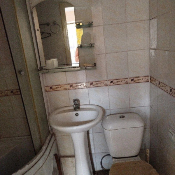 Фото Продам 2-к квартиру в Камброде на квартале Тепловозостроителей 1/1этаж. дома