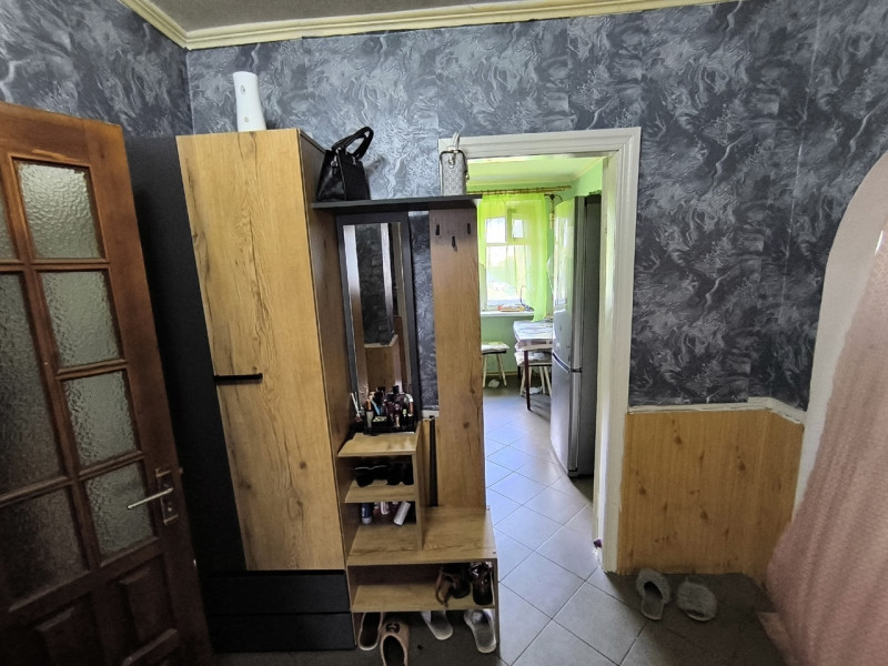 4-х комнатная квартира в г. Лутугино ул. Чехова 2