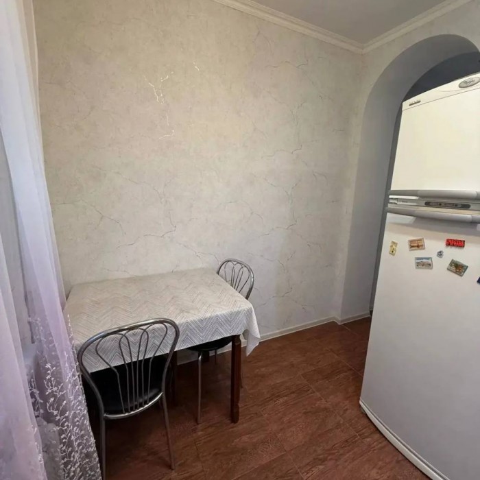 Фото Продам 2-х комнатную квартиру кв. Якира.