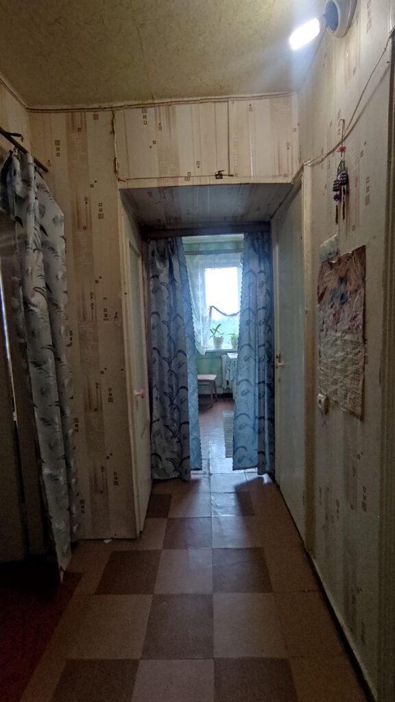 Фото 1-к квартира р-н Меголапоть г. Алчевск