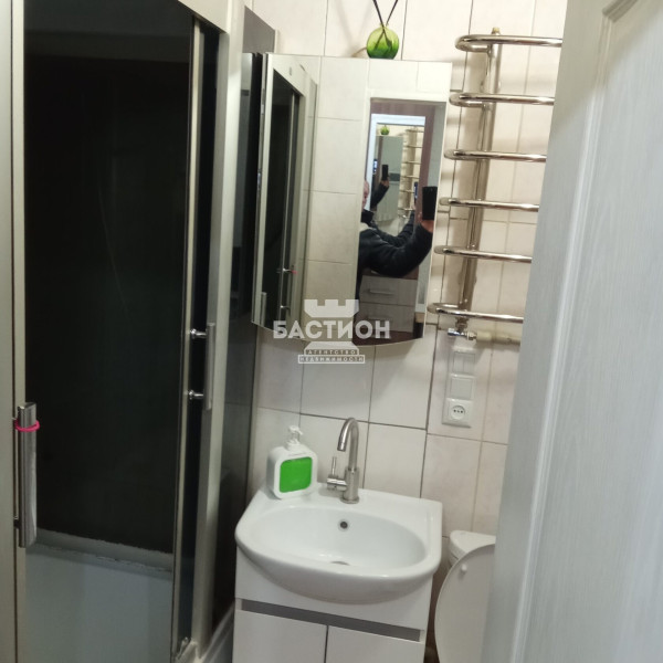 Фото 2-комнатная квартира, квартал Комарова, 30, ID: 2020570