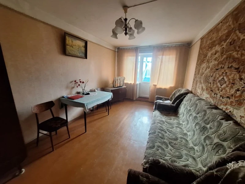 Фото Продаётся 2-комнатная квартира в городе Стаханов, ул. Кутузова, д. 55.